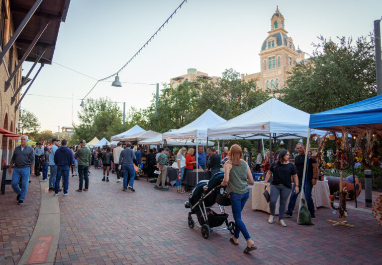 HEB Quest for Texas Best at Night Market